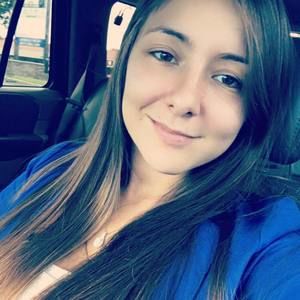 Meet your Posher, Carla